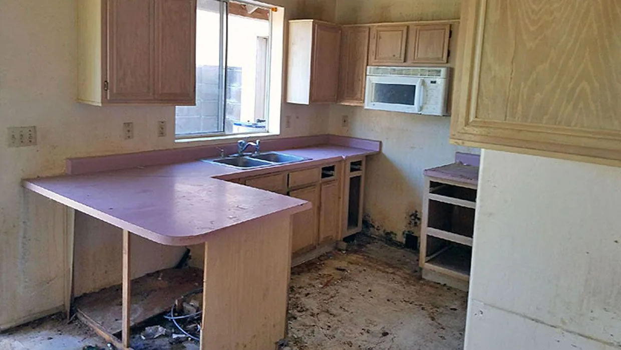 The same room before the remodel