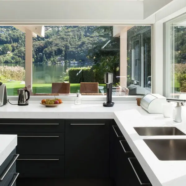 L1009 Kitchen