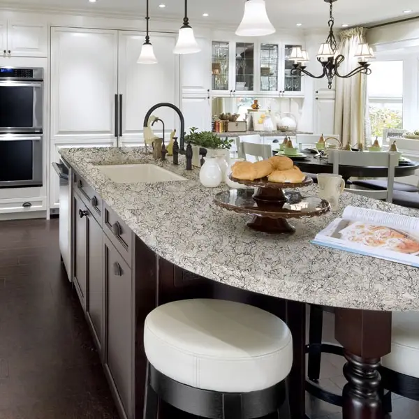 L1026 Kitchen 2