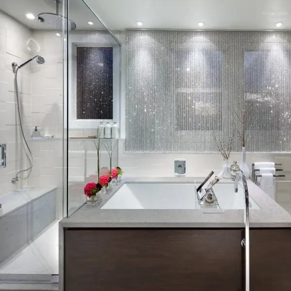 L1035 Bathroom