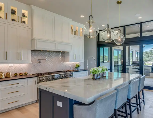 Installed kitchen countertops in a remodeled Phoenix-area kitchen