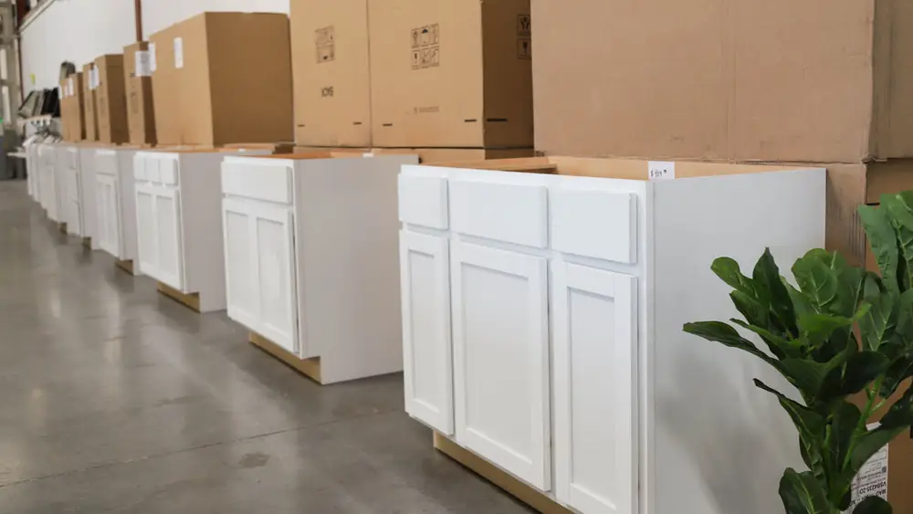 new white shaker cabinets 1