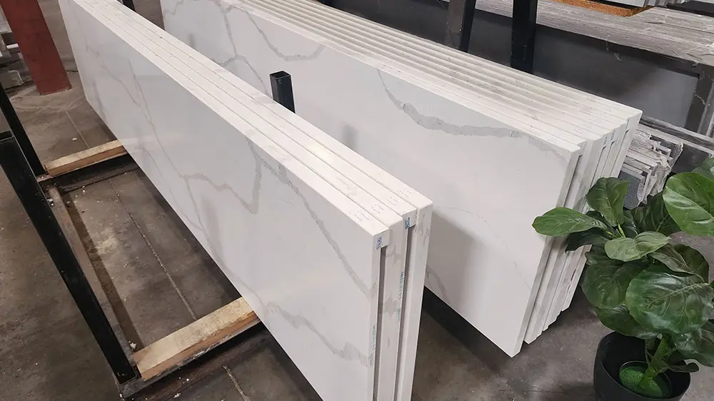 Calacatta Vion Le Quartz Countertop prefab