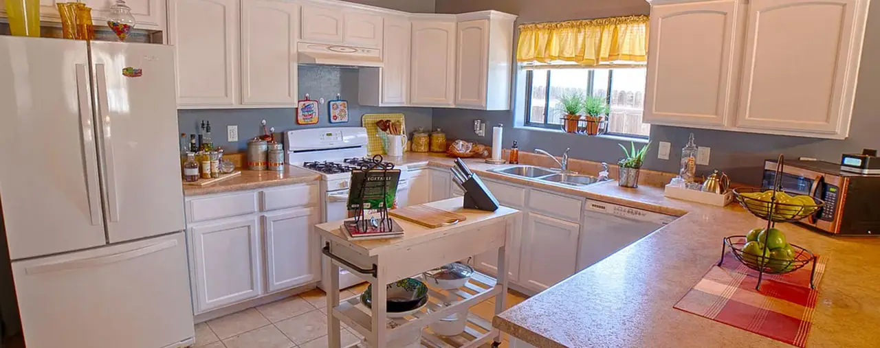 kitchen remodeling contractor