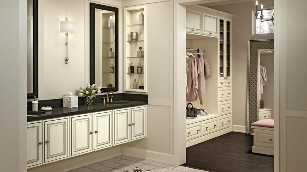 KraftMaid Raised Panel 22 b