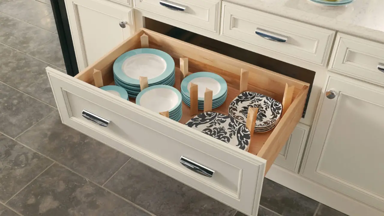 Drawers KraftMaid 4