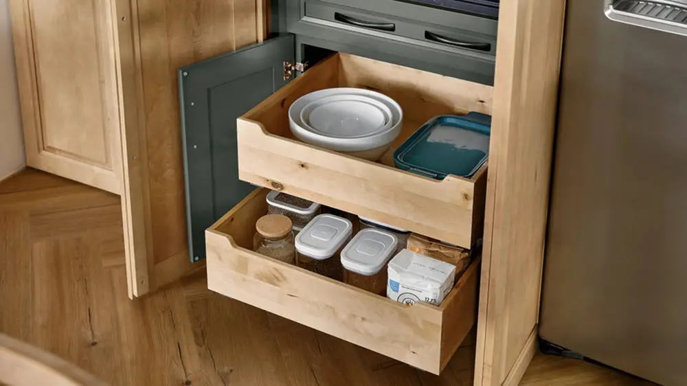 Roll Out Trays KraftMaid 2