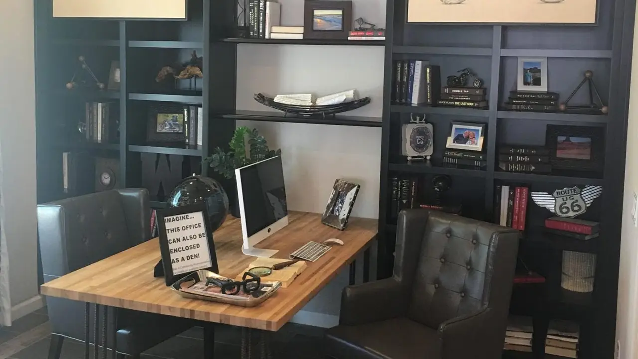 custom-office-display OakCraft