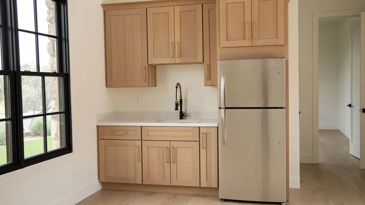 Brighton Pearl cabinets by Sollid 5