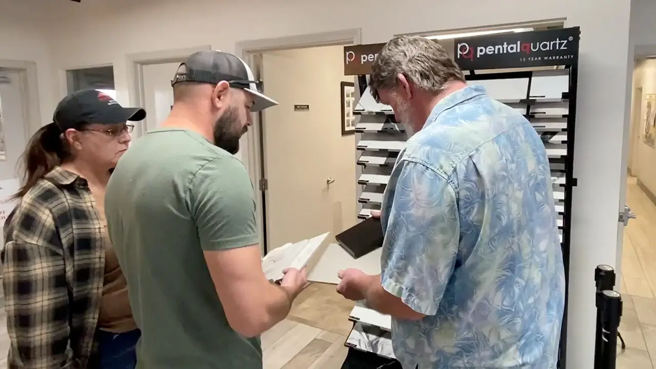 helping-customers